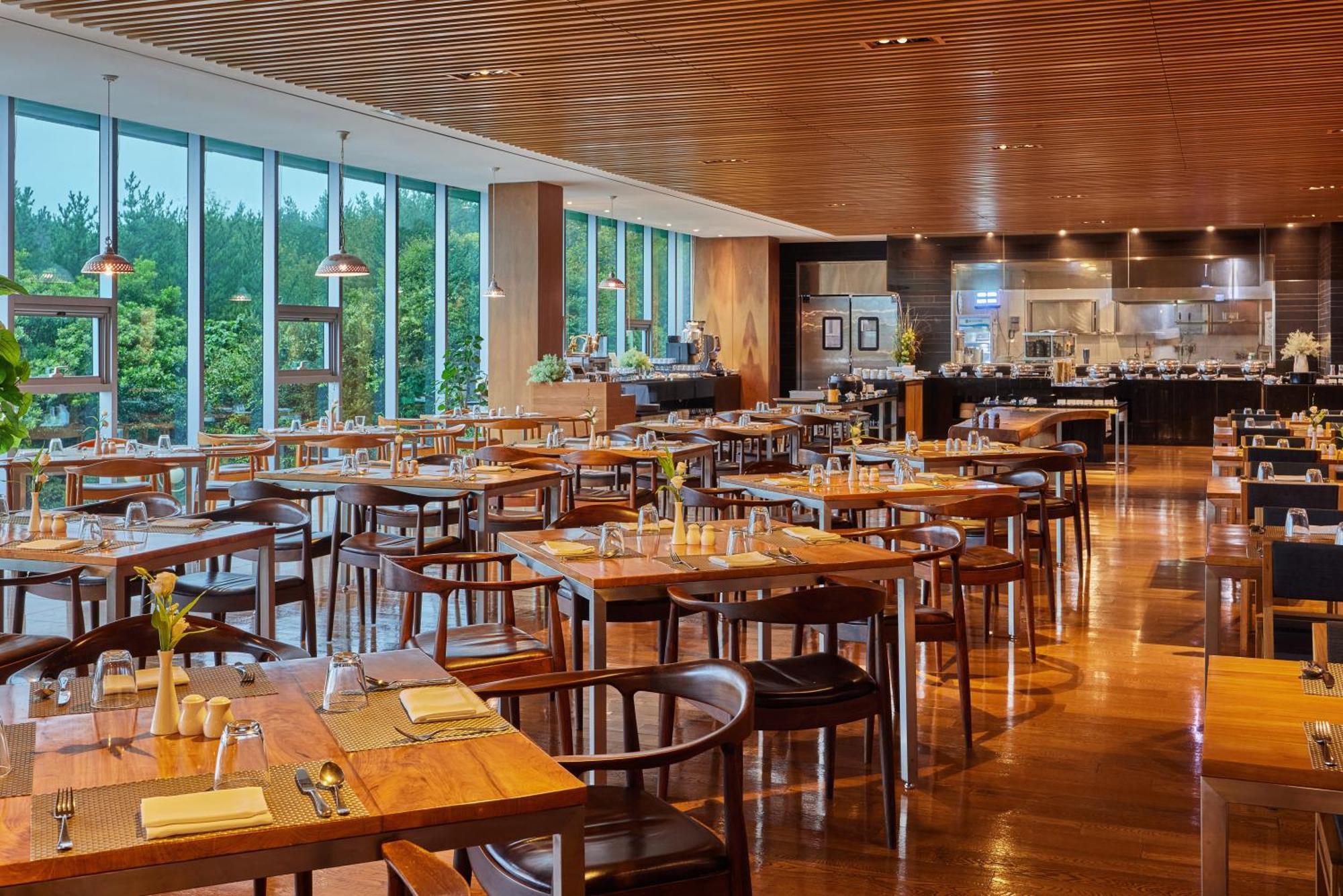 We Hotel Jeju Seogwipo Eksteriør bilde