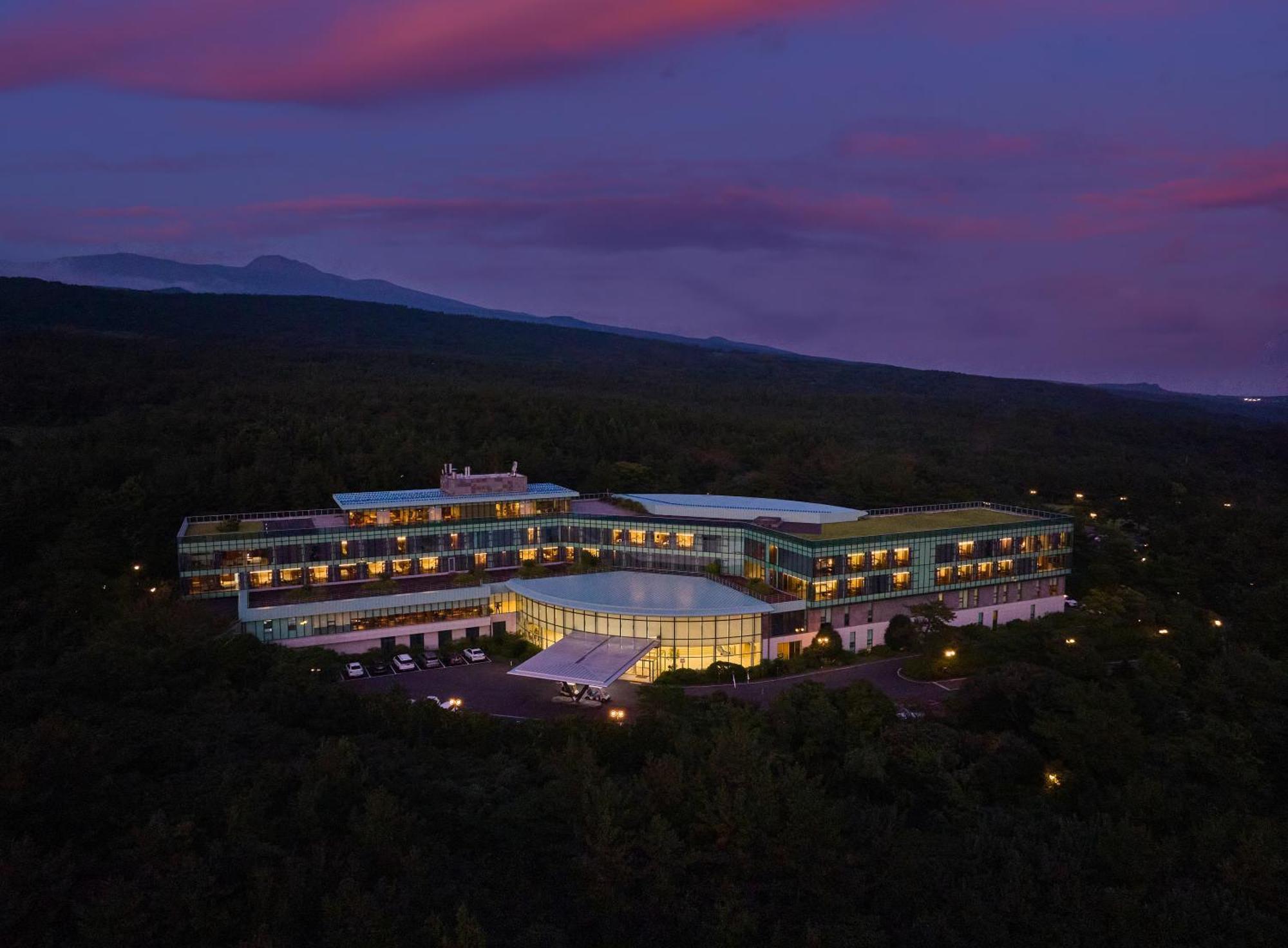 We Hotel Jeju Seogwipo Eksteriør bilde